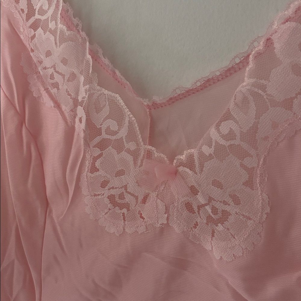 🎀Vintage Deadstock🎀 Elegant Baby Pink Lace Trim Nightie Slip Dress Chemise Lg - Picture 2 of 11